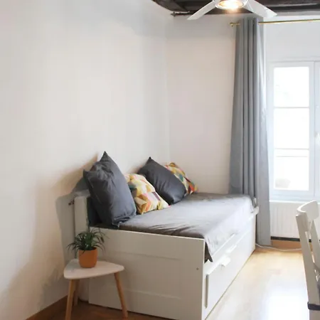 Spacious Duplex In The Heart Of Apartment Paris