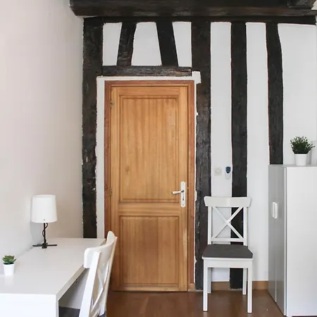 Spacious Duplex In The Heart Of * Paris