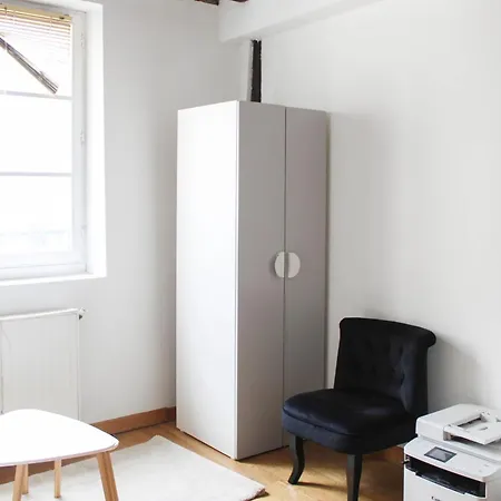Spacious Duplex In The Heart Of Paris